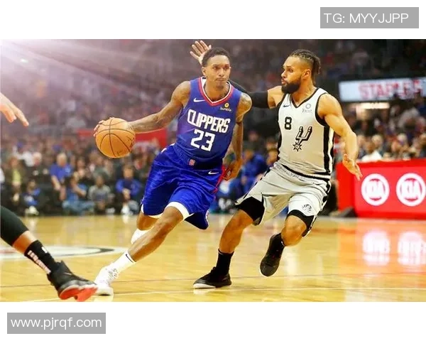 百度体育直播精彩对决国王队挑战湖人队03场比赛全程回顾与分析 百度体育直播精彩对决国王队挑战湖人队03场比赛全程回顾与分析